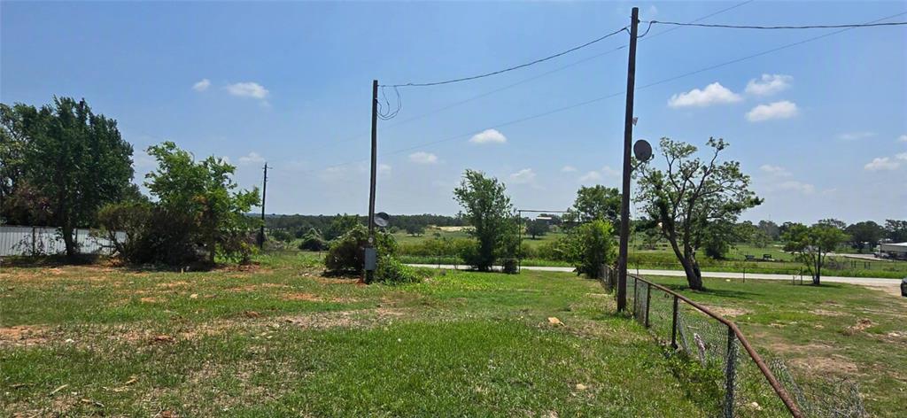 251 Rhoades Lane Property Photo 2