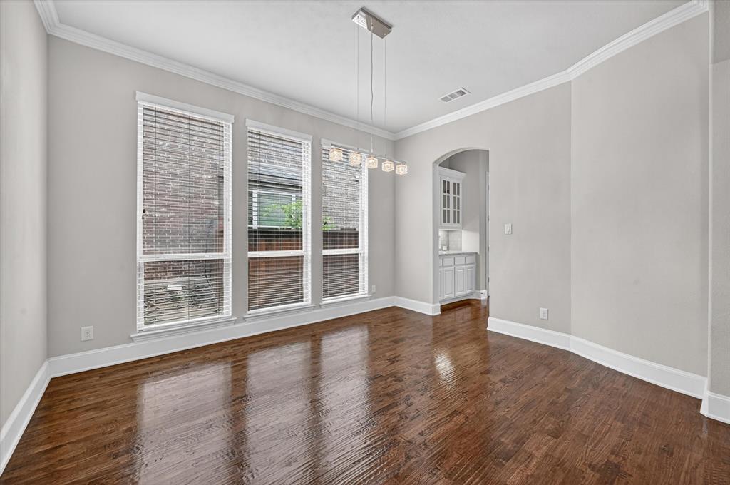 5683 Dashingly Drive Property Photo 4