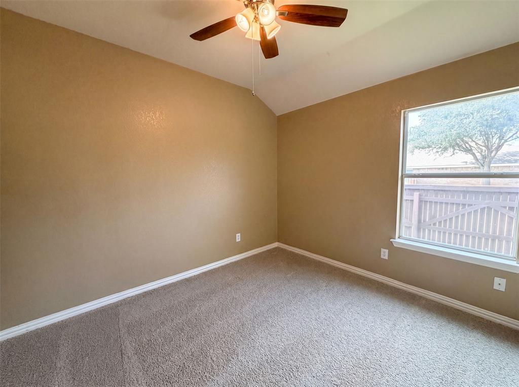5400 Shepherd Place Property Photo 11