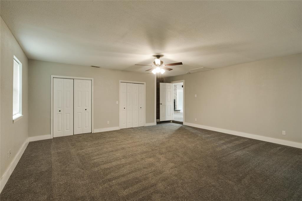717 N West Avenue Property Photo 22