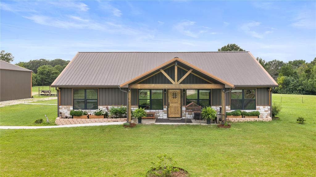 13217 Farm Road 195 Property Photo 1