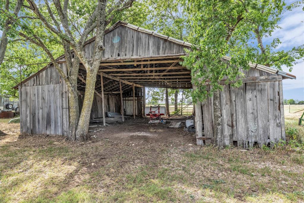 362 County Road 3230 Property Photo 37