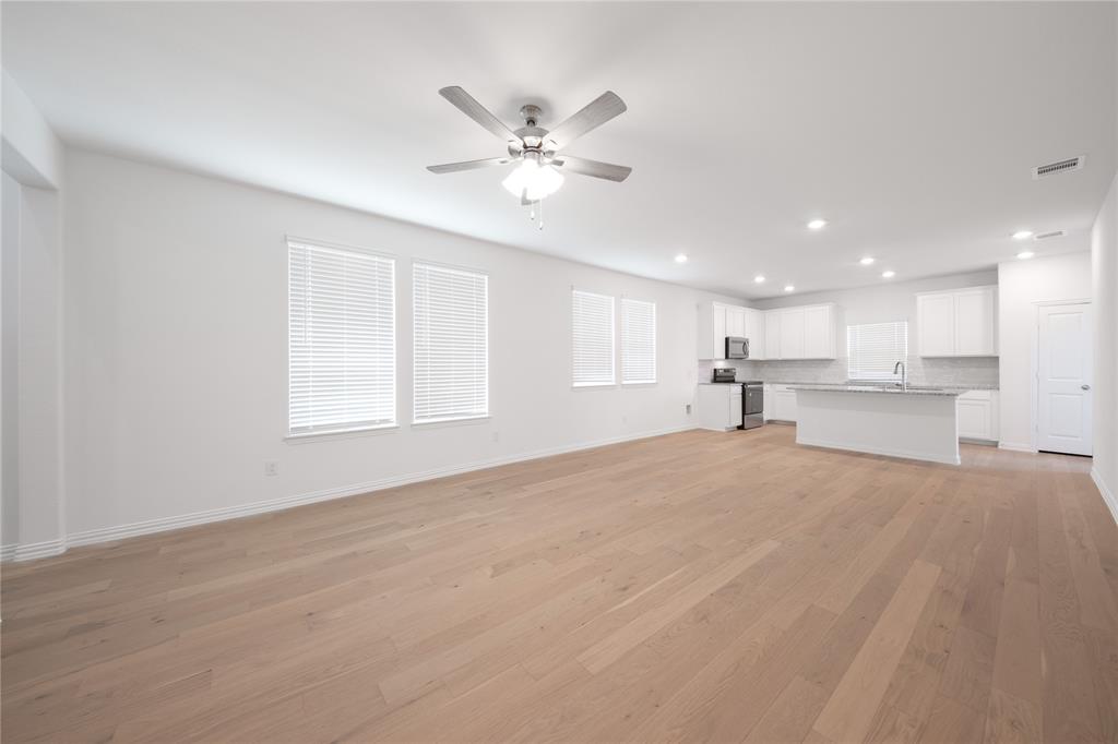 2619 Hawkins Street Property Photo 11