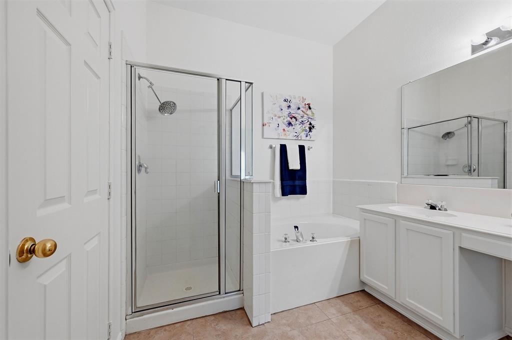 12218 Red Hawk Drive Property Photo 13