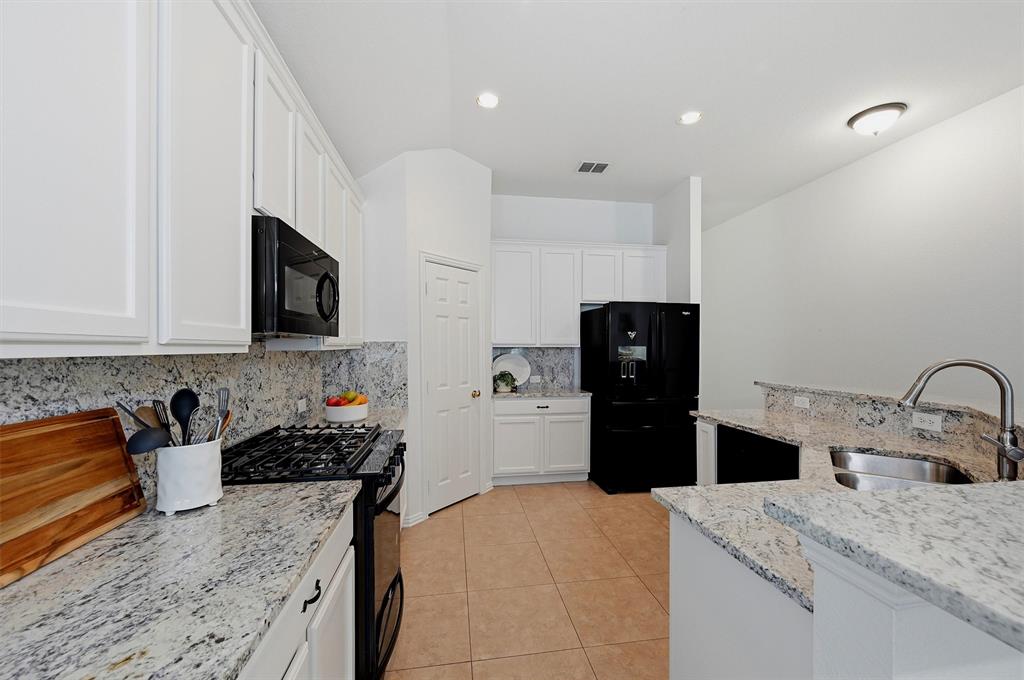 12218 Red Hawk Drive Property Photo 18