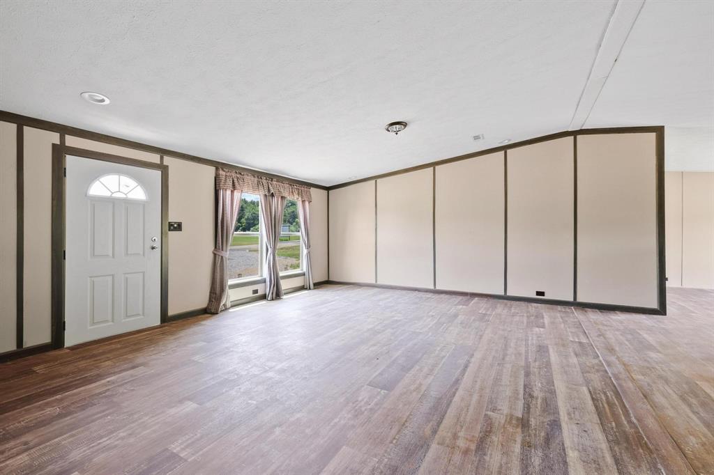 225 Hemby Way Property Photo 11