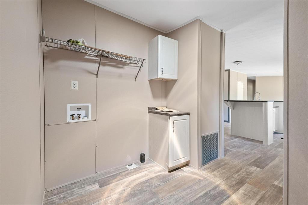 225 Hemby Way Property Photo 16