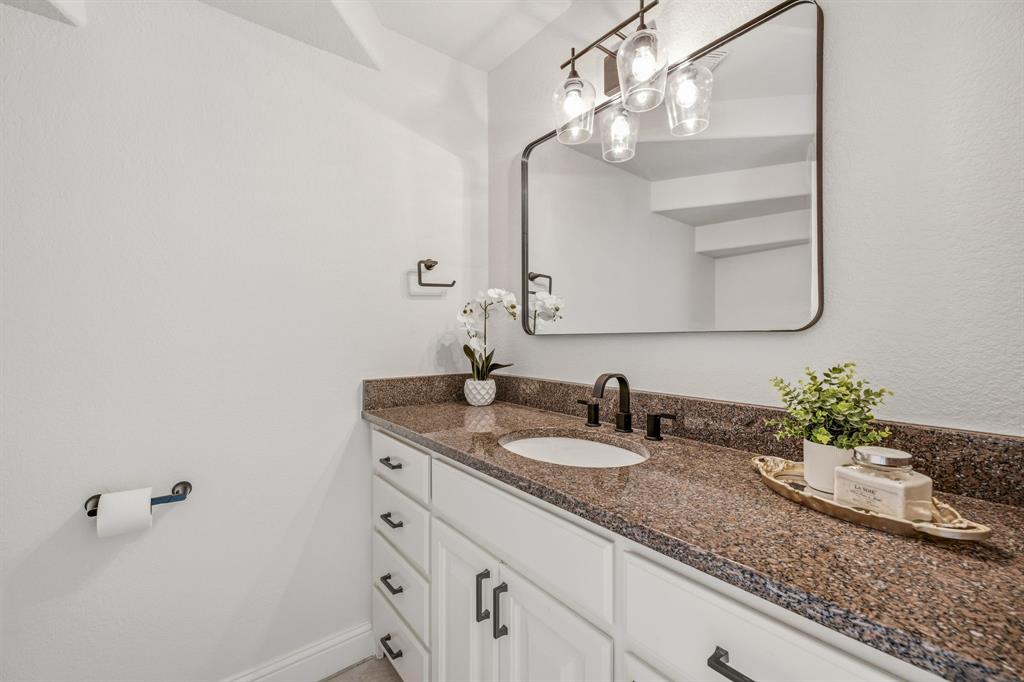 2414 Vineyard Drive Property Photo 25