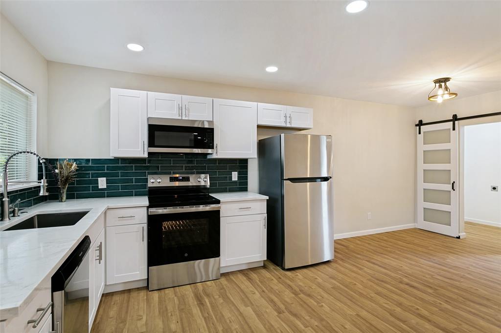 904 Bryan Drive Property Photo 1