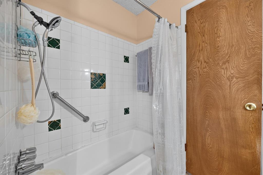 7312 Vanessa Drive Property Photo 33