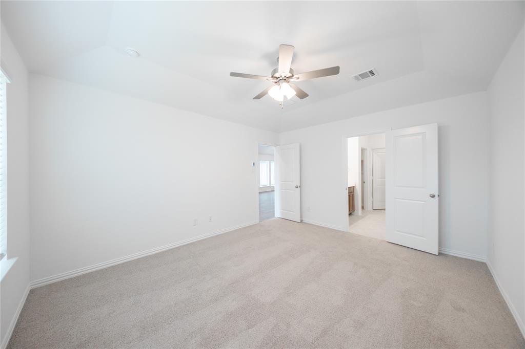 2604 Spade Street Property Photo 9