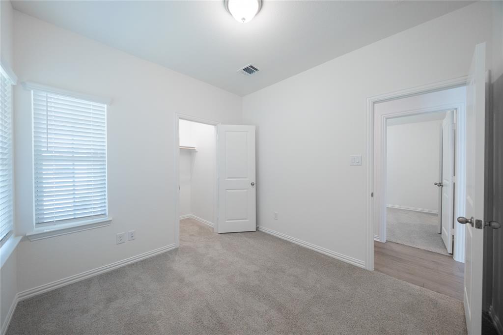 2604 Spade Street Property Photo 13