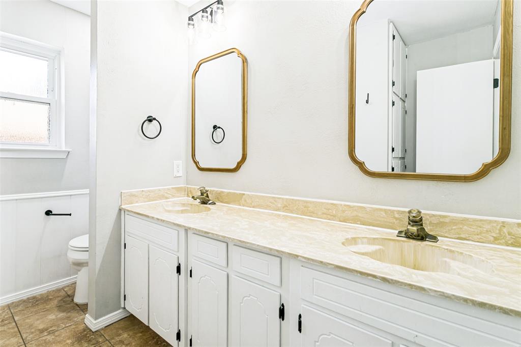 333 W Louella Drive Property Photo 23