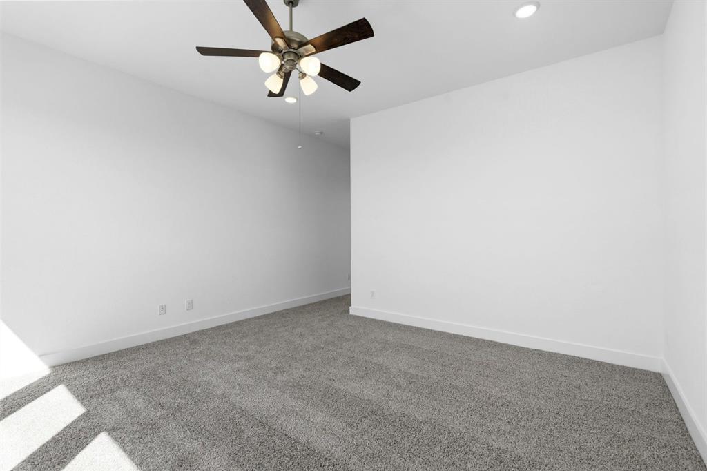 2637 Rainier Drive Property Photo 13