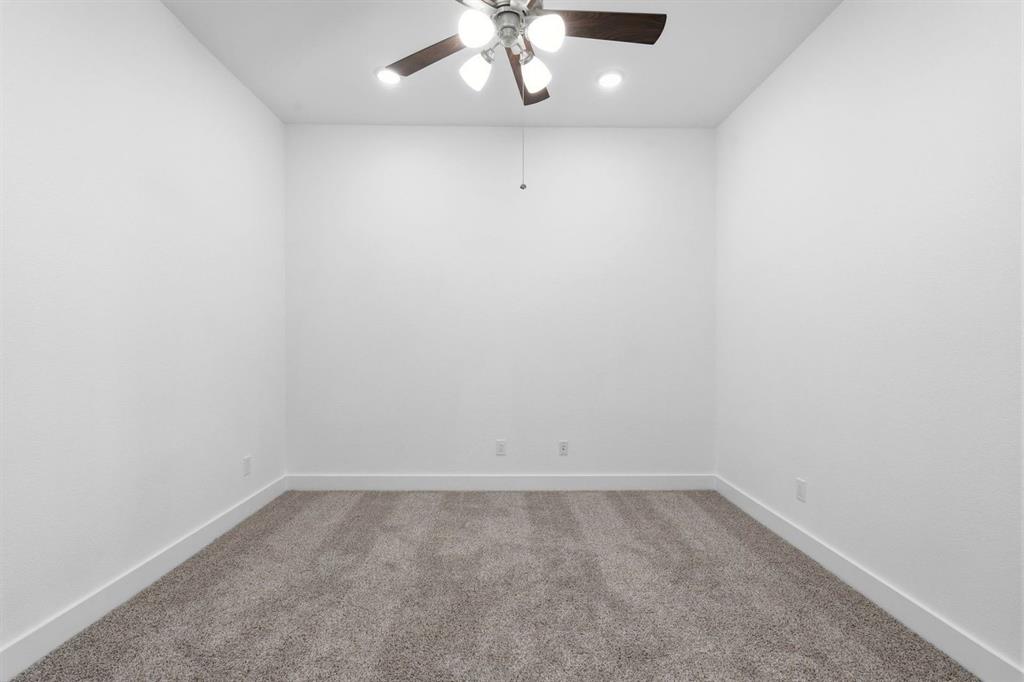 2637 Rainier Drive Property Photo 18
