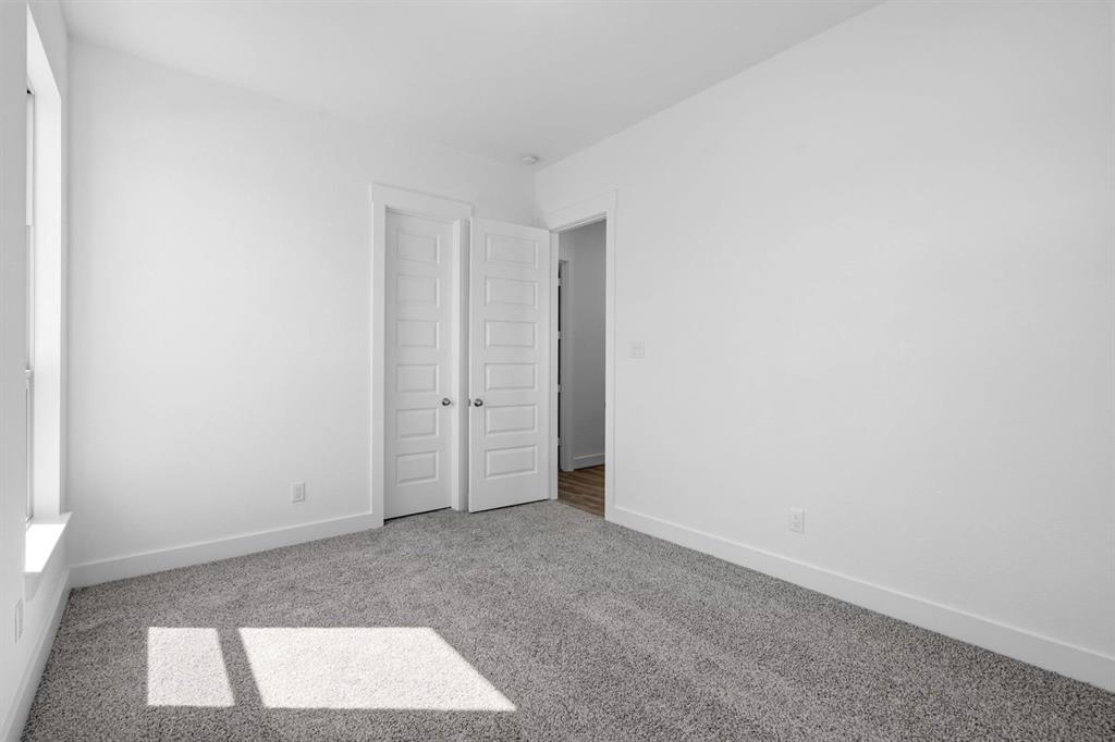 2637 Rainier Drive Property Photo 20
