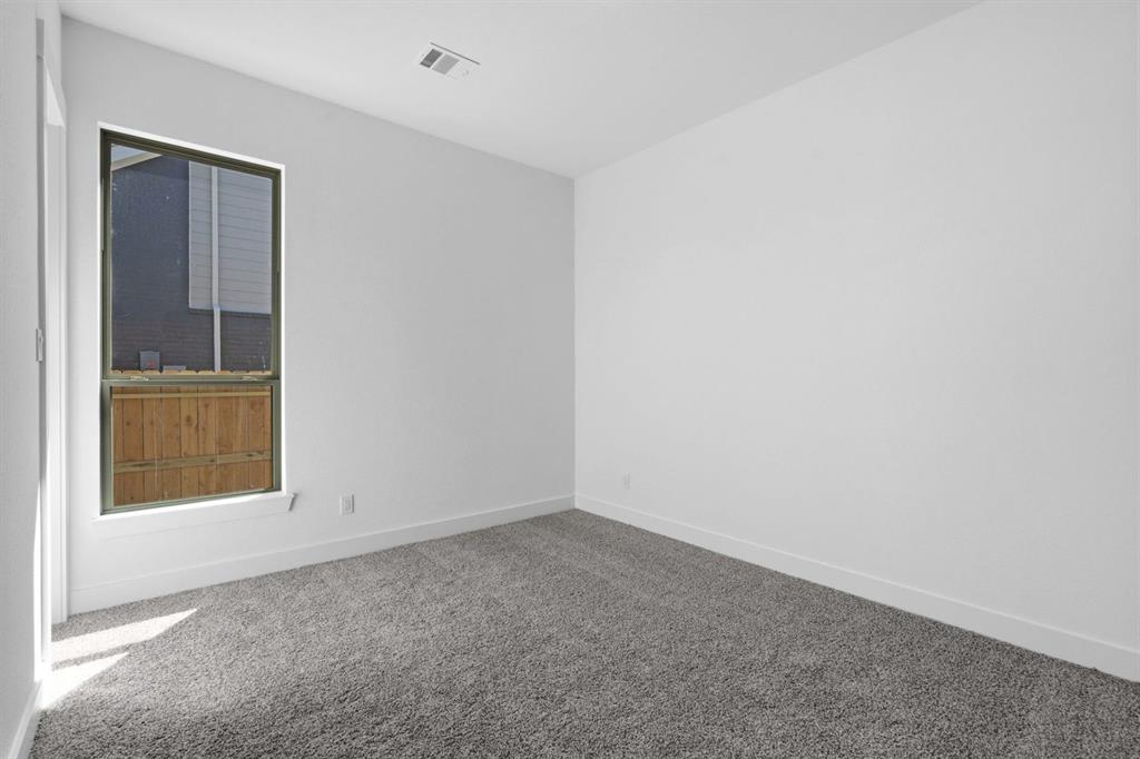 2637 Rainier Drive Property Photo 22