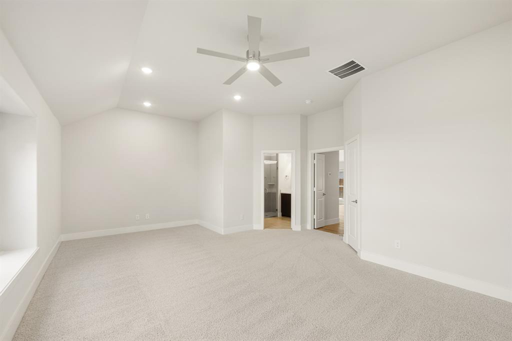 553 Red Maple Road Property Photo 16