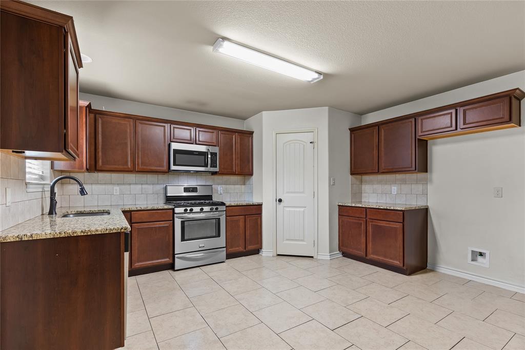 4204 Quail Run Road Property Photo 11