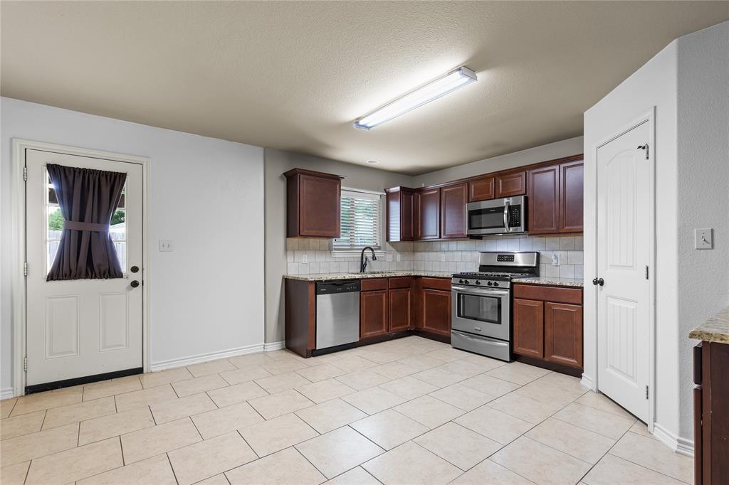 4204 Quail Run Road Property Photo 12