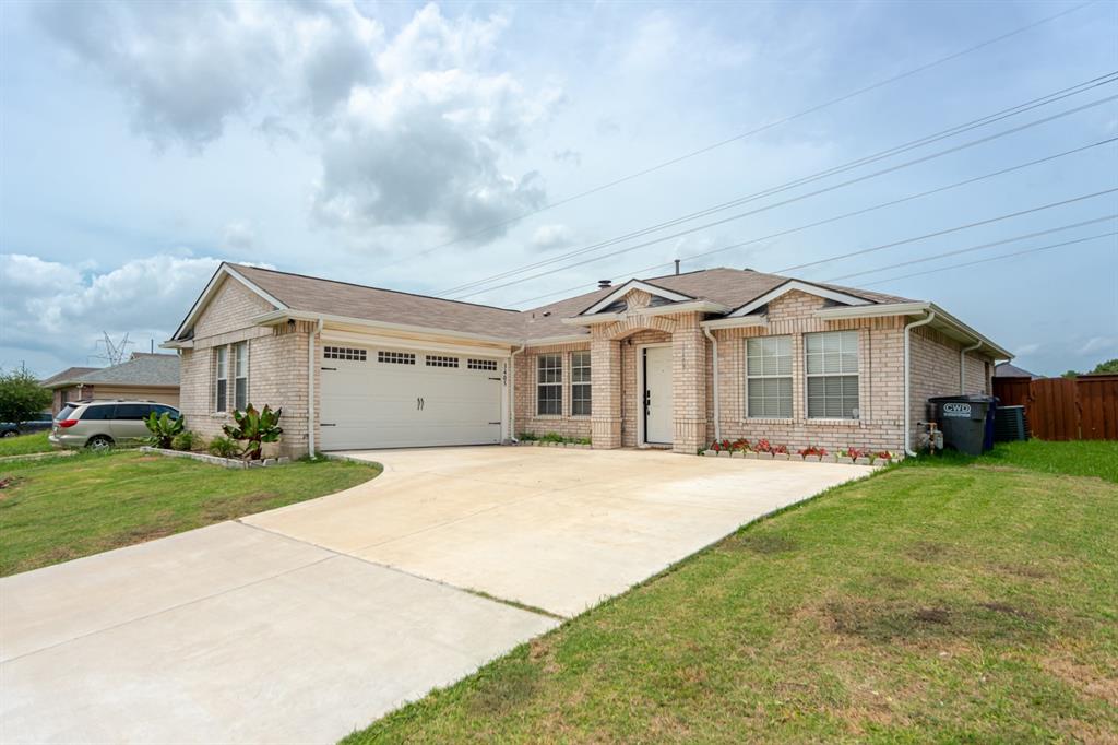 3405 Ashwood Lane Property Photo 1