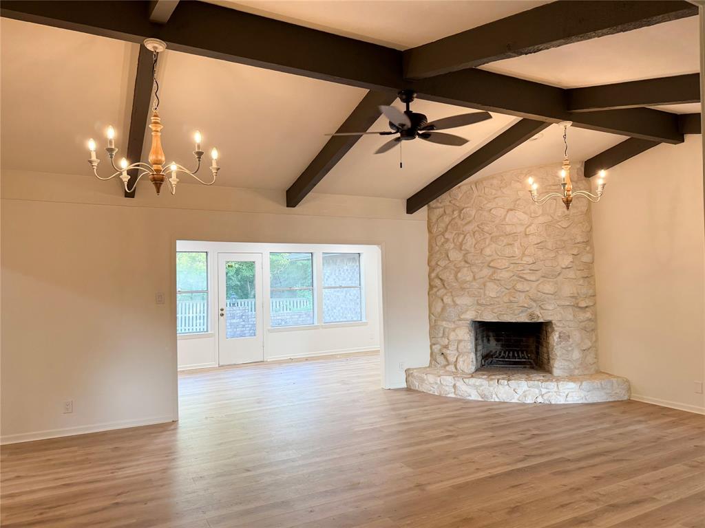 3001 Redbud Trail Property Photo 2