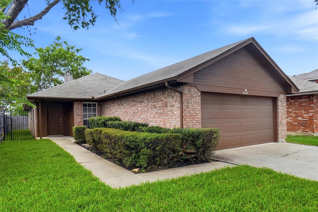 6701 Driffield Circle Property Photo 1