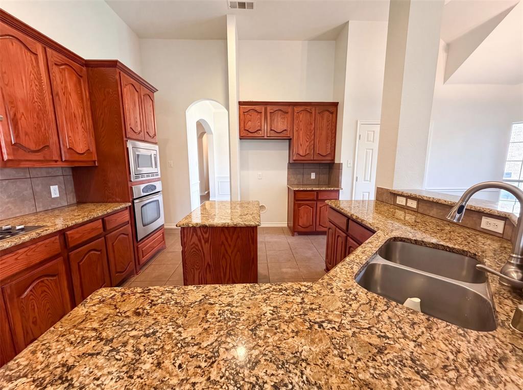 529 Olympia Street Property Photo 12