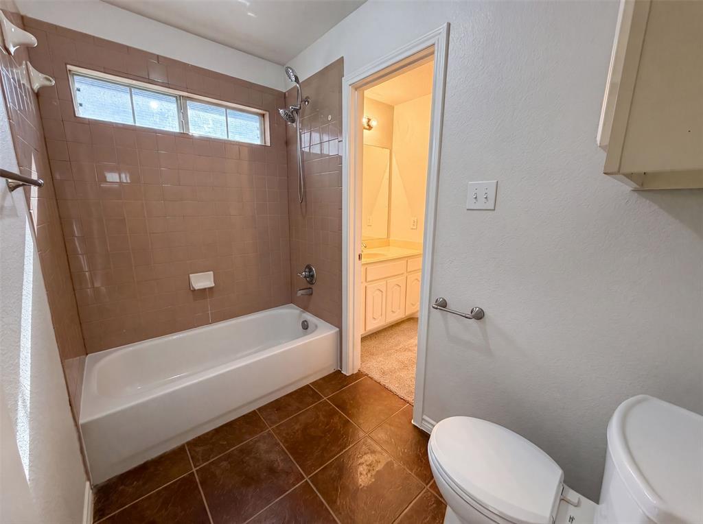 529 Olympia Street Property Photo 18