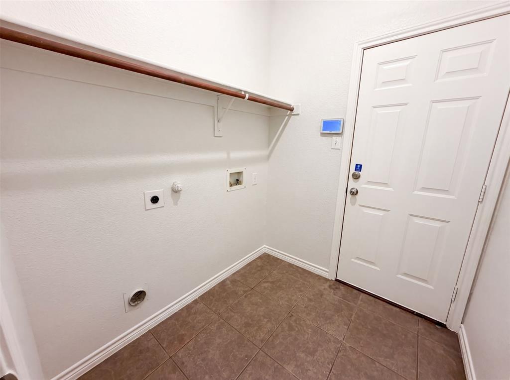 529 Olympia Street Property Photo 19