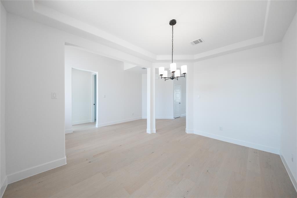 3603 Tapestry Court Property Photo 5