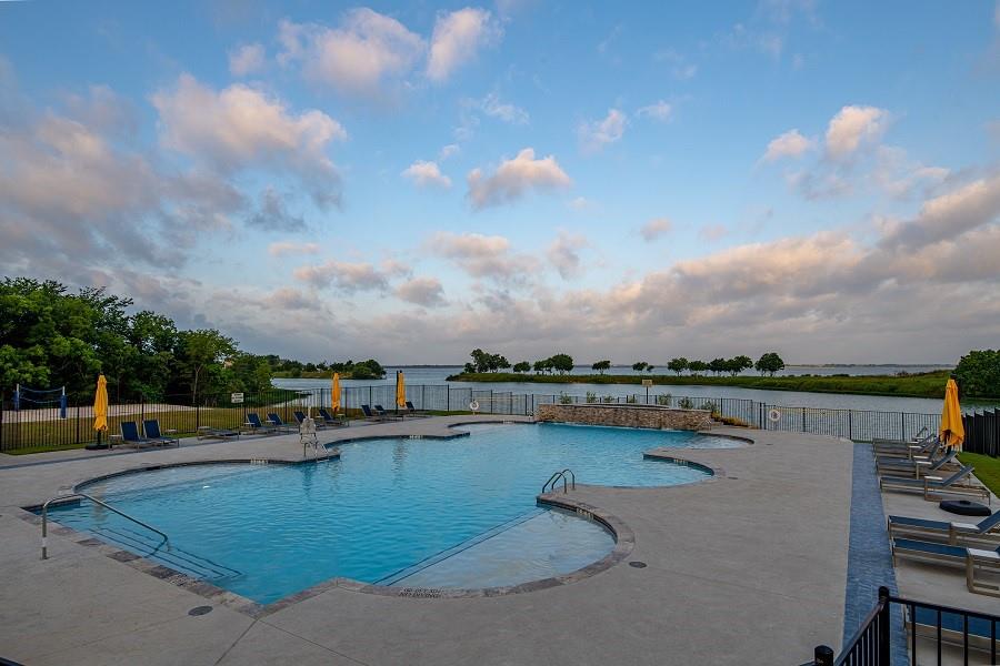 3603 Tapestry Court Property Photo 14