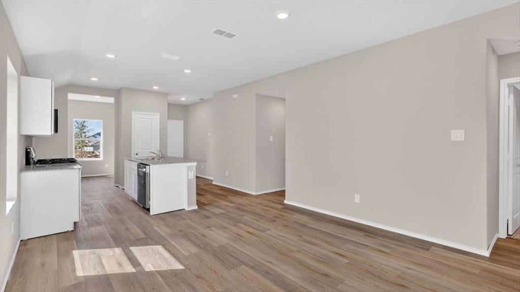 1417 Tin Roof Road Property Photo 4