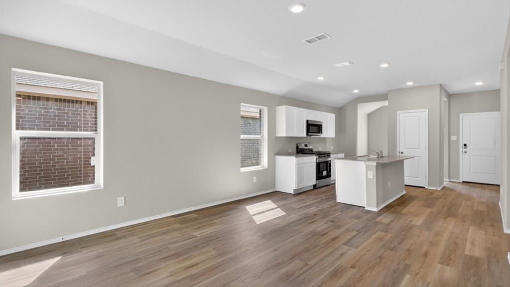1417 Tin Roof Road Property Photo 5