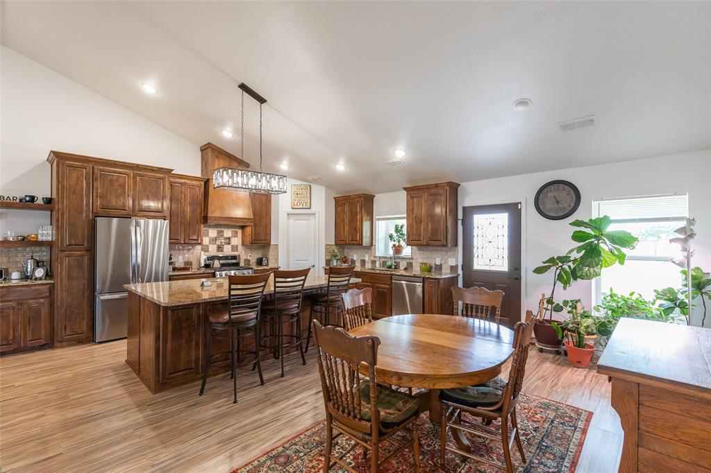 200 Pleasant Lane Property Photo 11