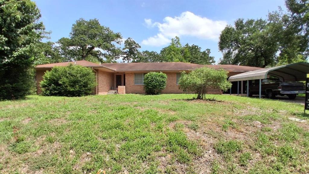 913 Lazy Lane Property Photo 1
