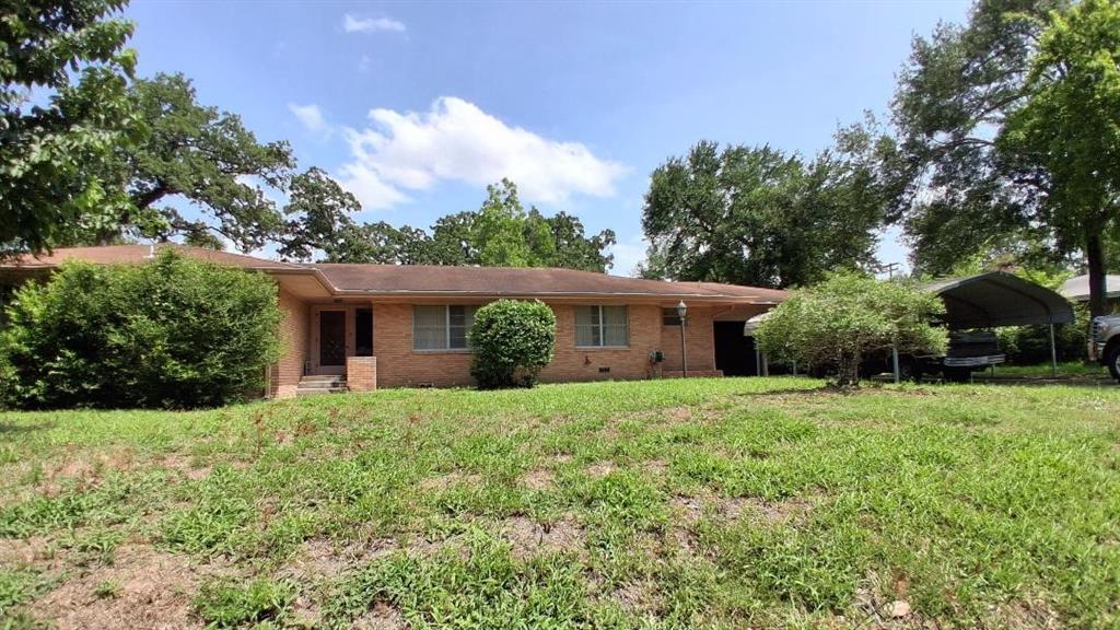913 Lazy Lane Property Photo 2