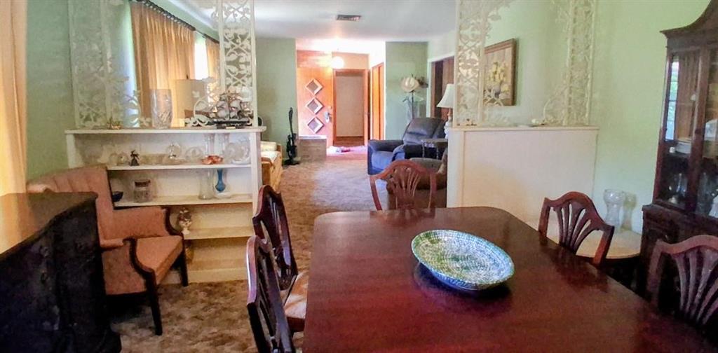 913 Lazy Lane Property Photo 6