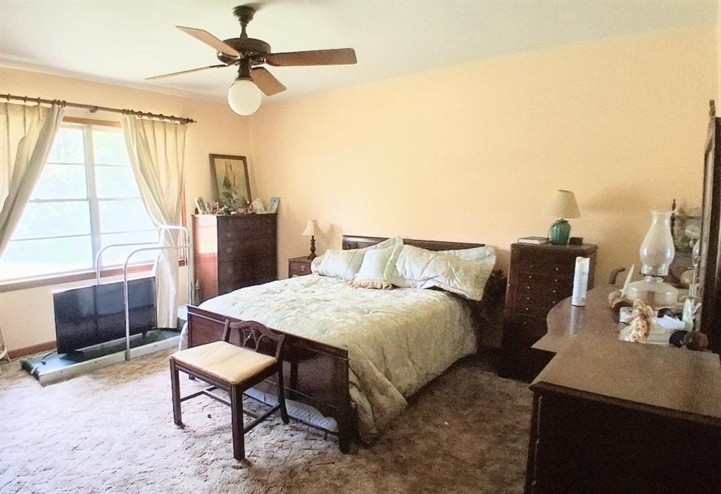 913 Lazy Lane Property Photo 7