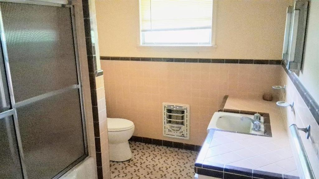 913 Lazy Lane Property Photo 9