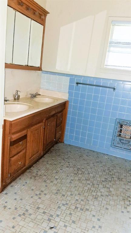 913 Lazy Lane Property Photo 14