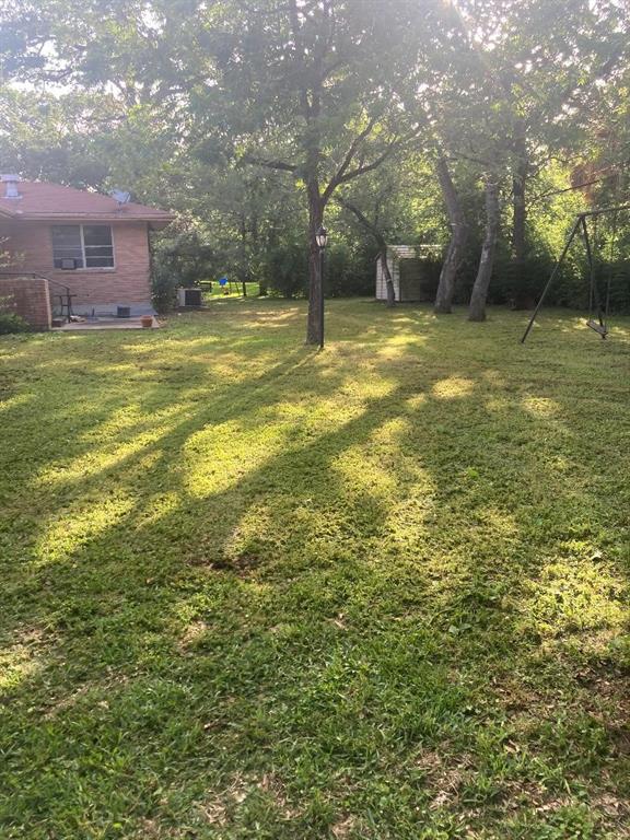 913 Lazy Lane Property Photo 16