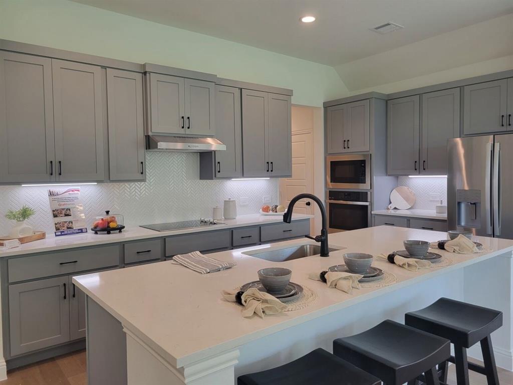 5224 Picasso Road Property Photo 1