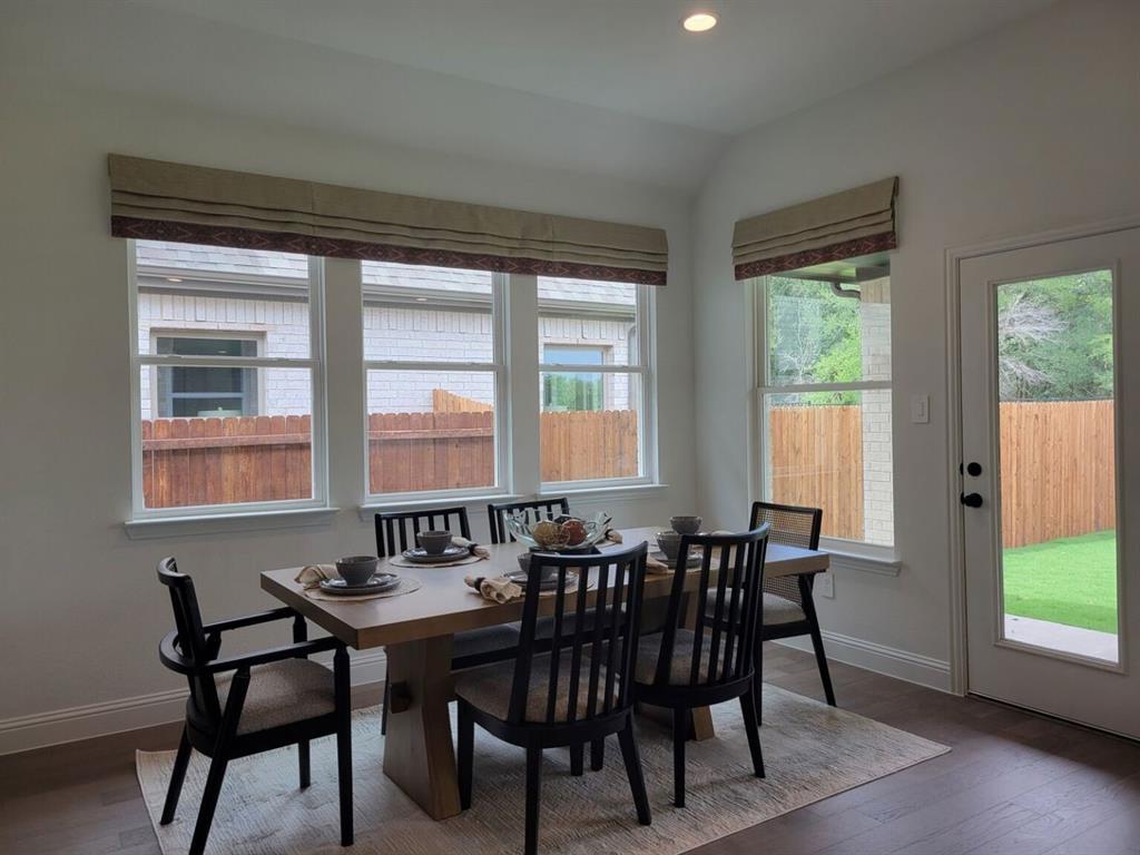 5224 Picasso Road Property Photo 11