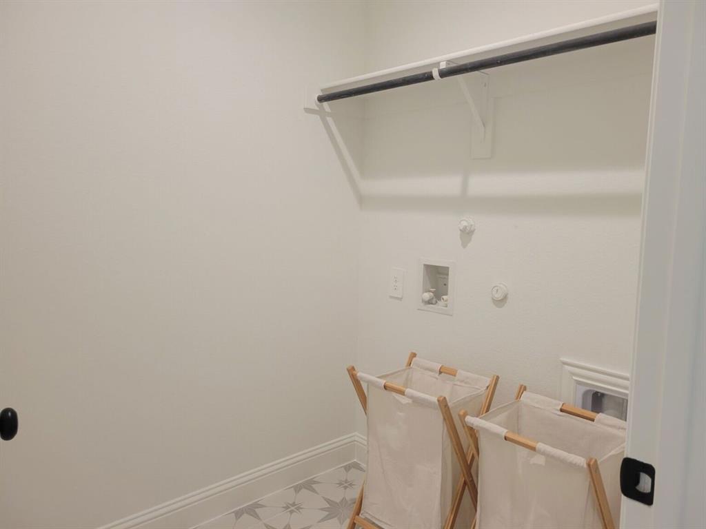 5224 Picasso Road Property Photo 16