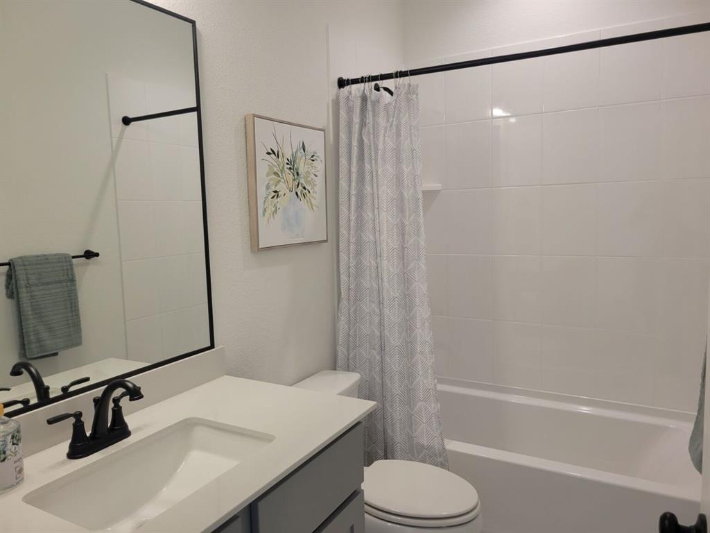 5224 Picasso Road Property Photo 17
