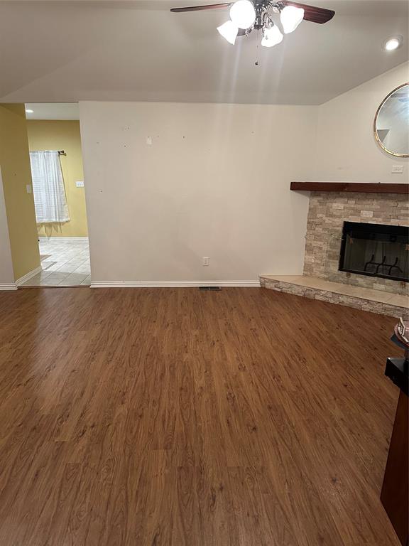 714 Greenridge Drive Property Photo 4
