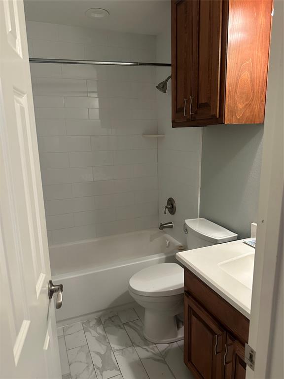 714 Greenridge Drive Property Photo 18