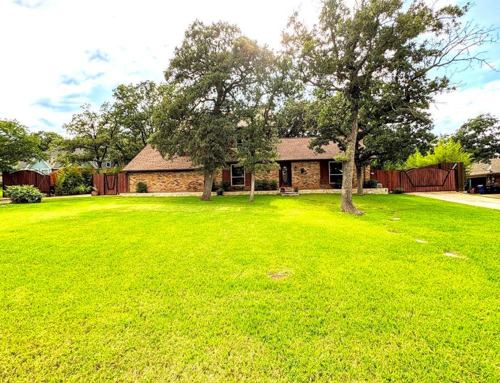 1212 Vera Lane