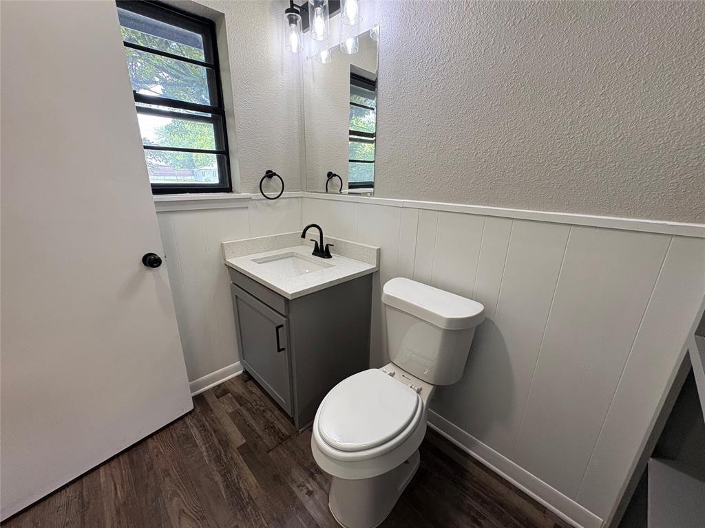 607 S Broad Street Property Photo 6